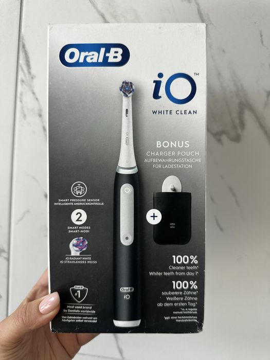 Електрична зубна щітка Oral B io3