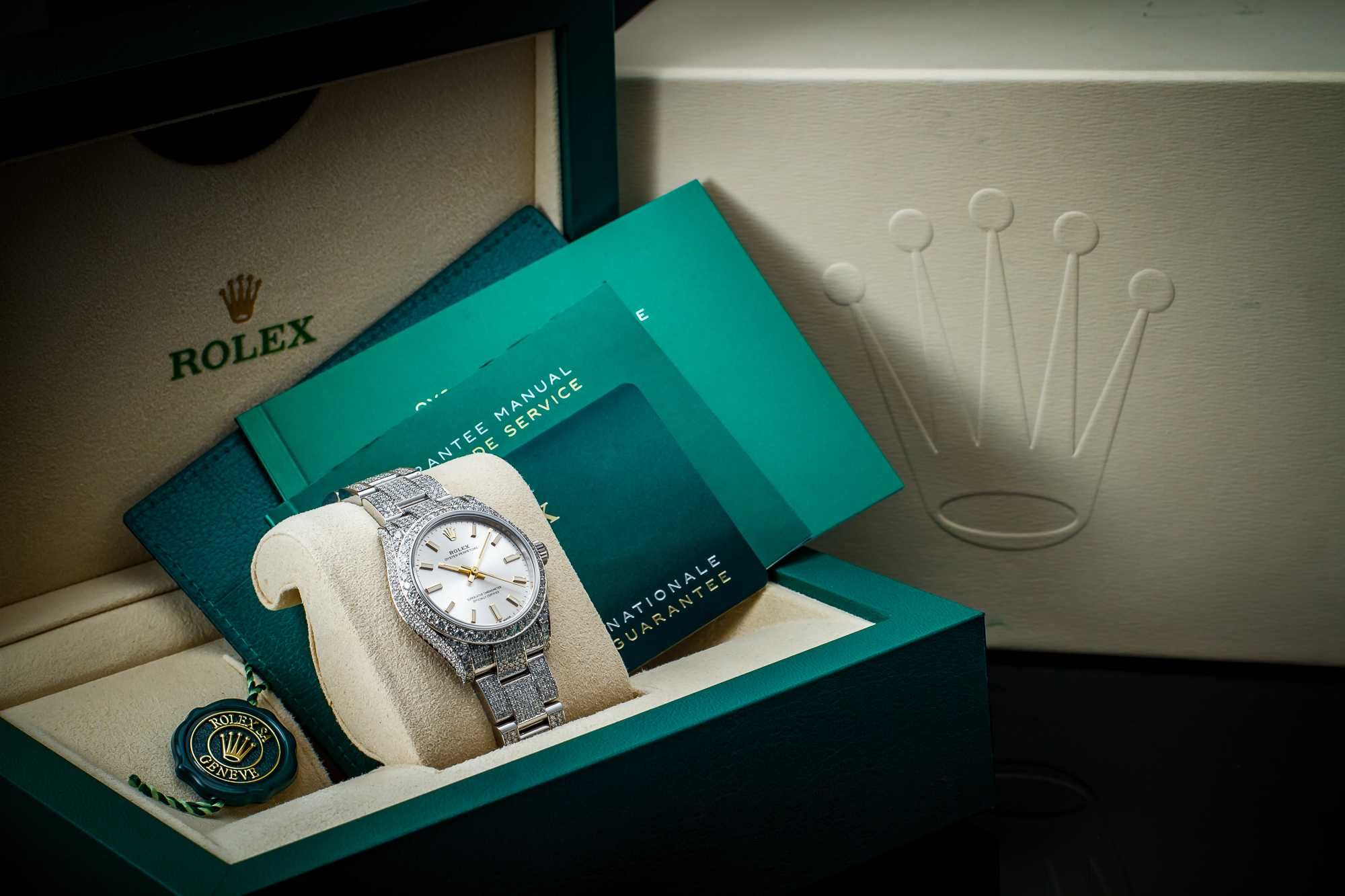 ROLEX z brylantami - Oyster Perpetual 31 o srebrnej tarczy