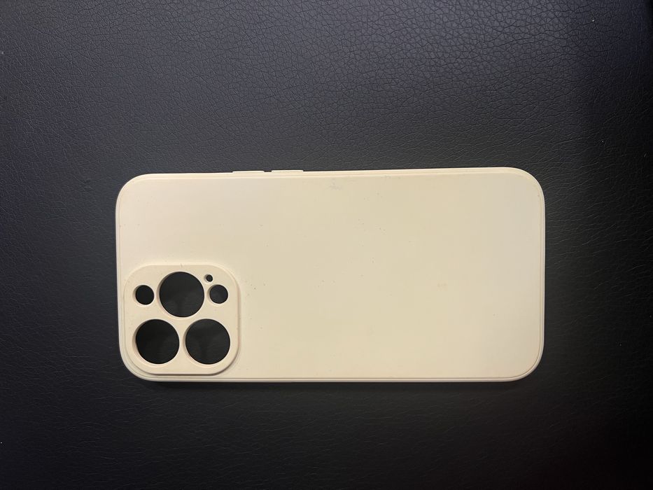 Чохли на 13 про чохол