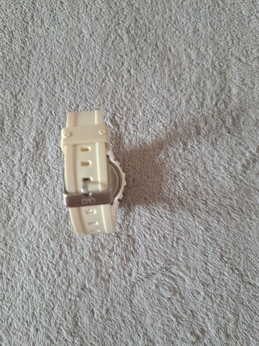zegarek dzieciecy Q&Q M138-002