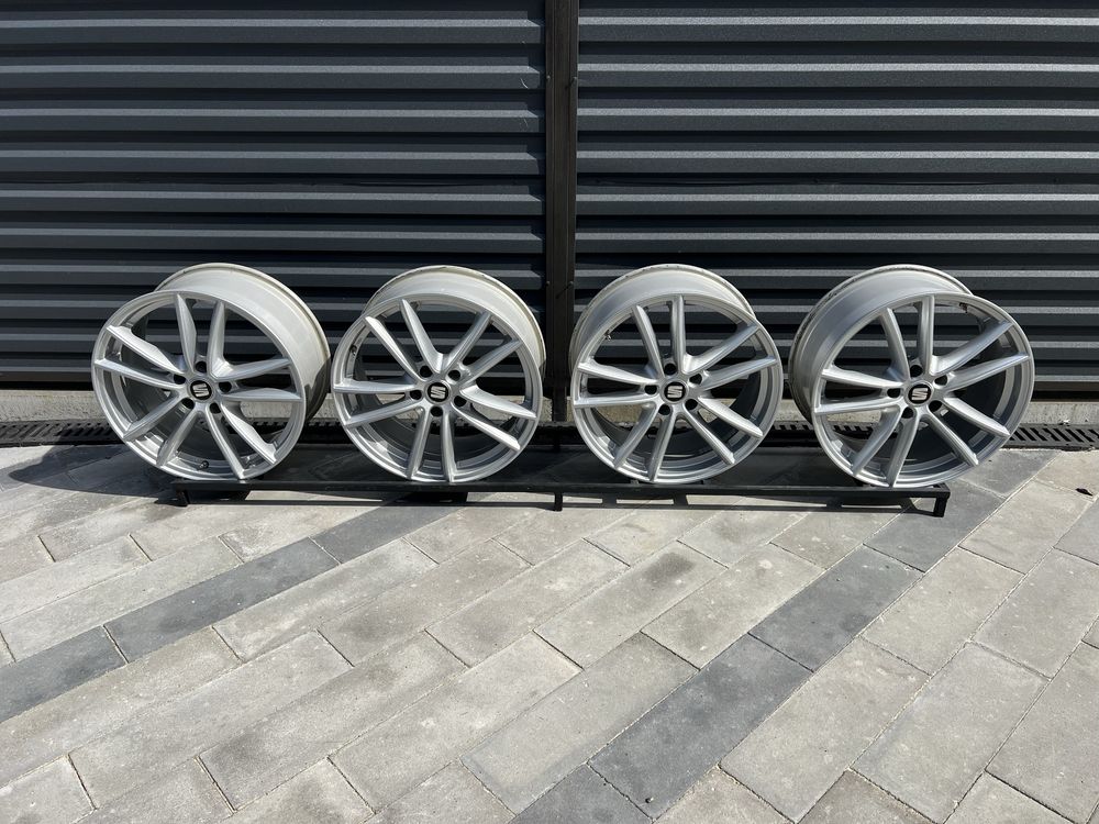 Диски 18R 5x112 8J ET40 Dia 66.6x57.1 Audi Skoda Seat Mercedes VW