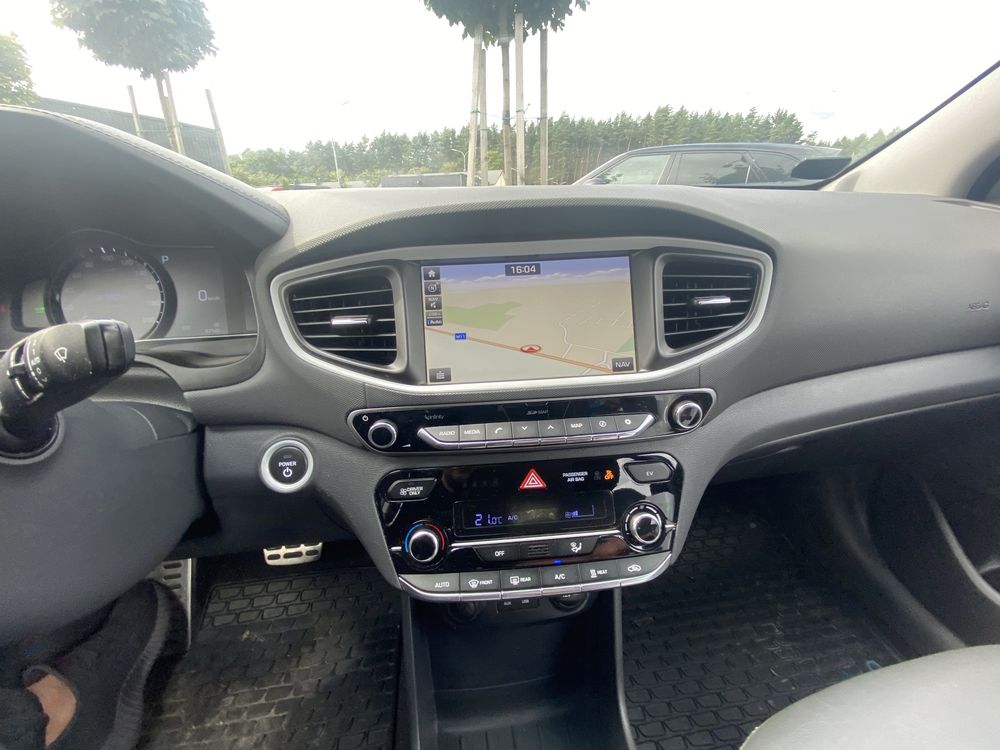 Hyundai Ioniq 28 кВ electric 2019