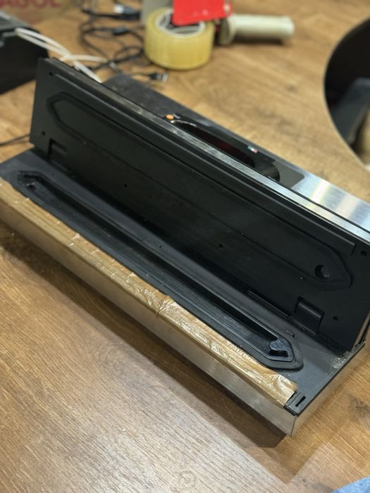 Професійний ручний вакууматор FROSTY