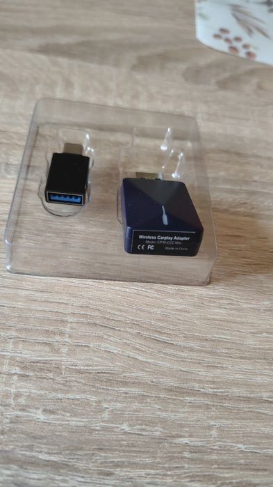Adapter bezprzewodowy Car Play Android Auto