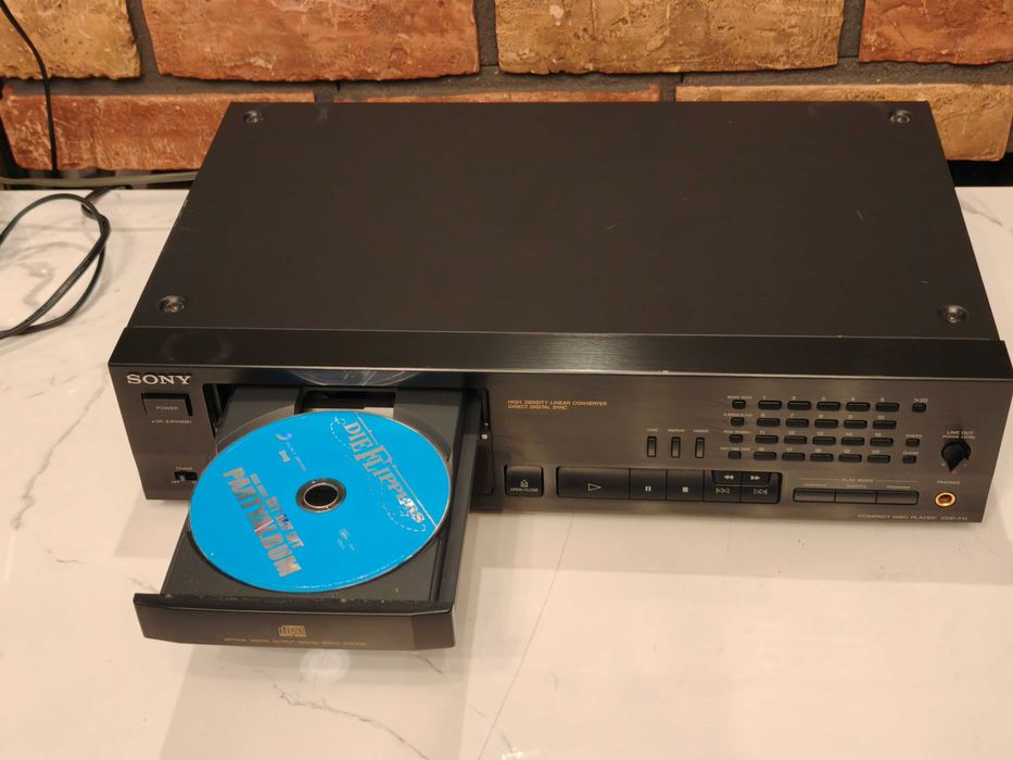 SONY CDP-711 ! Znakomity odtwarzacz CD ! OKAZJA