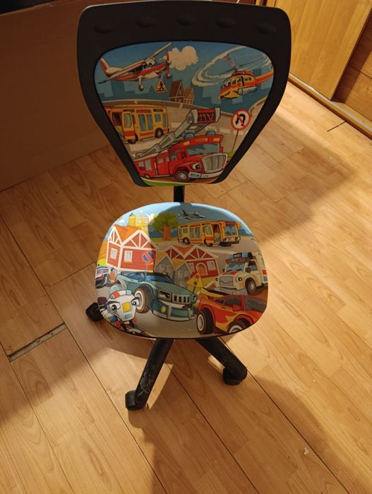 Krzesło fotel obrotowy dziecięcy