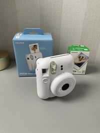 Nowy aparat Instax mini 12