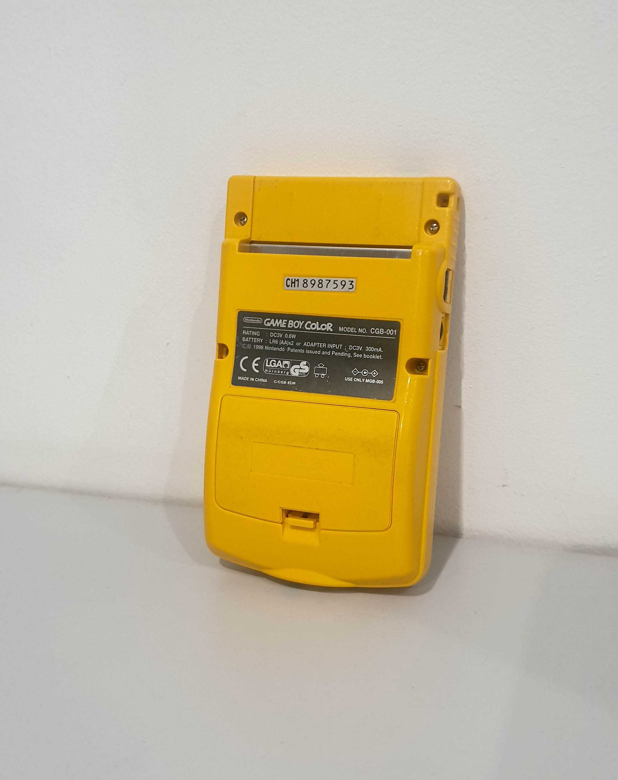 Konsola GAME BOY Color oryginalna obudowa stan BDB dla kolekcjonera