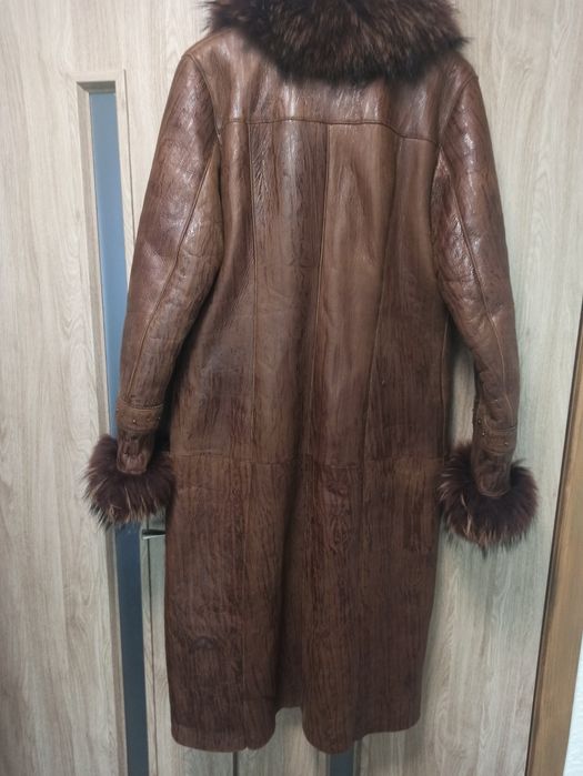 Натуральная дублёнка 48 размера в идеальном состоянии