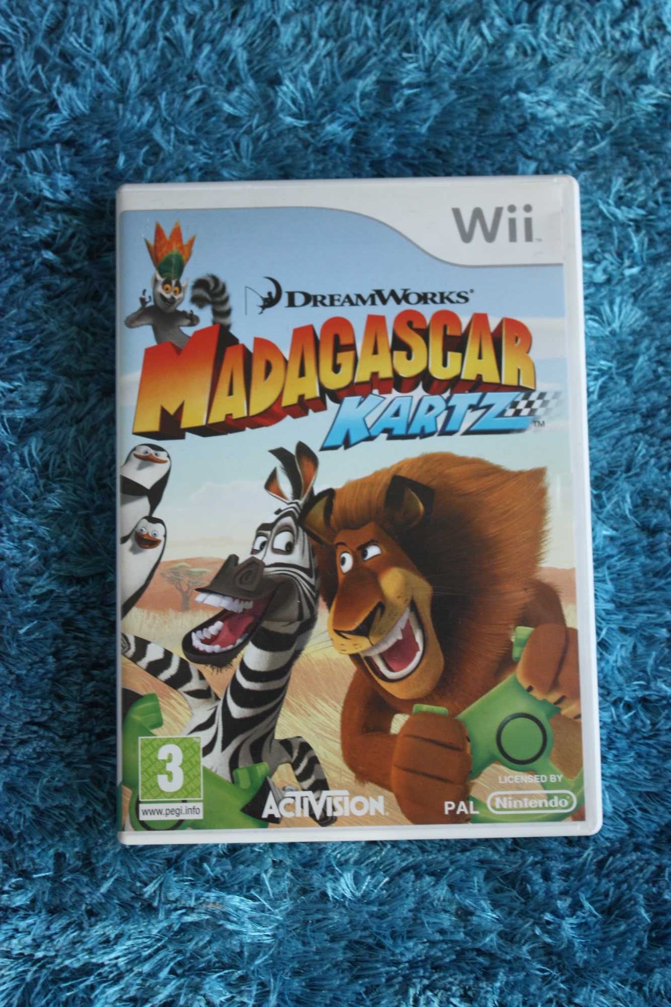 Madagascar Kartz + Volante Wii