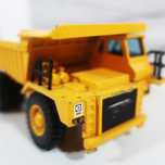 Camião Caterpillar em Bom Estado