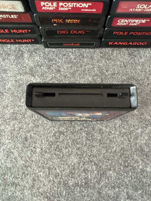 #1521 Wachroboter jagt jupy gra atari 2600 cartridge dyskietka