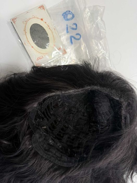 022 Peruka sztuczne włosy + GRATIS