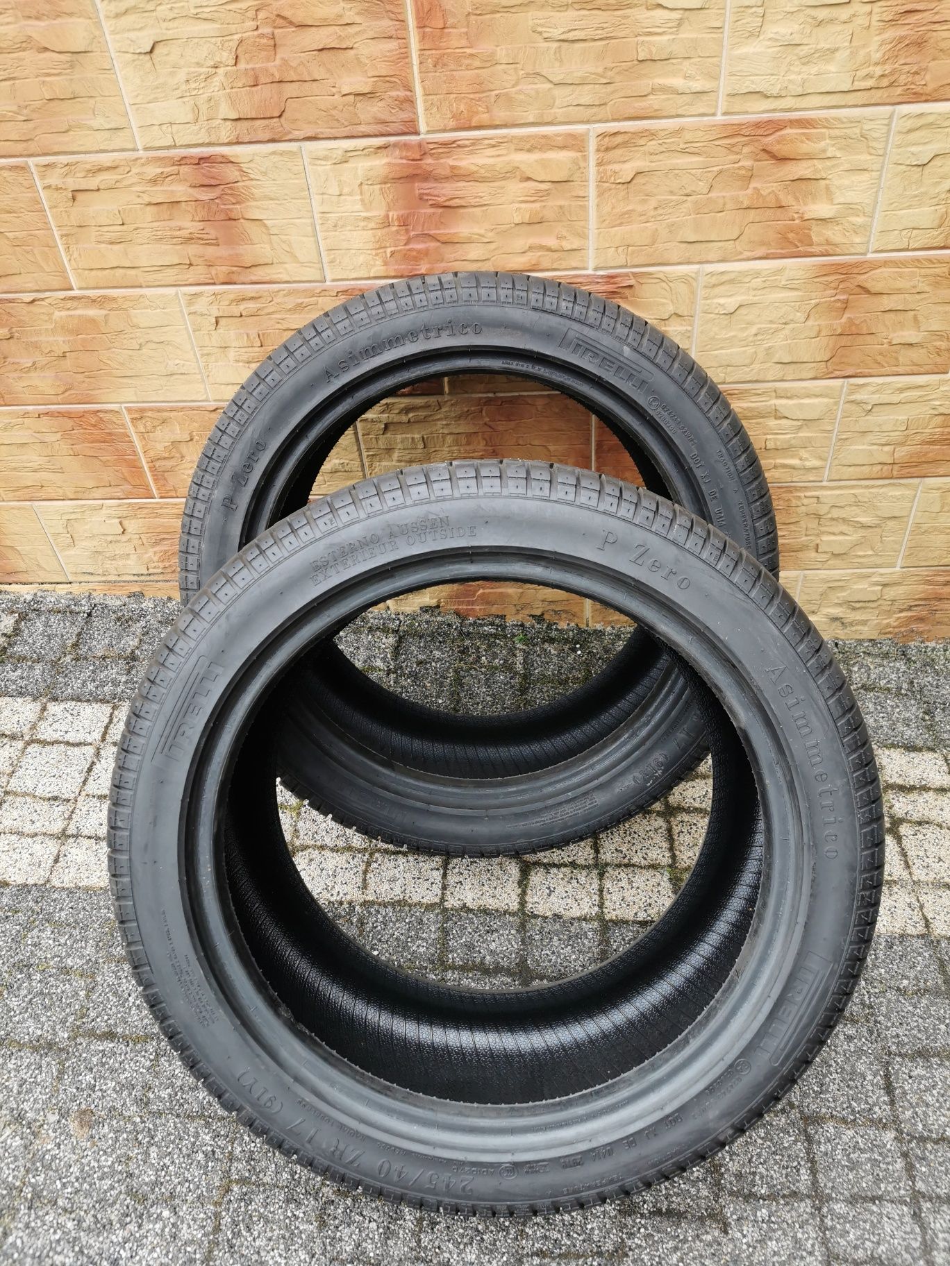 Opony 2szt Pirelli P Zero