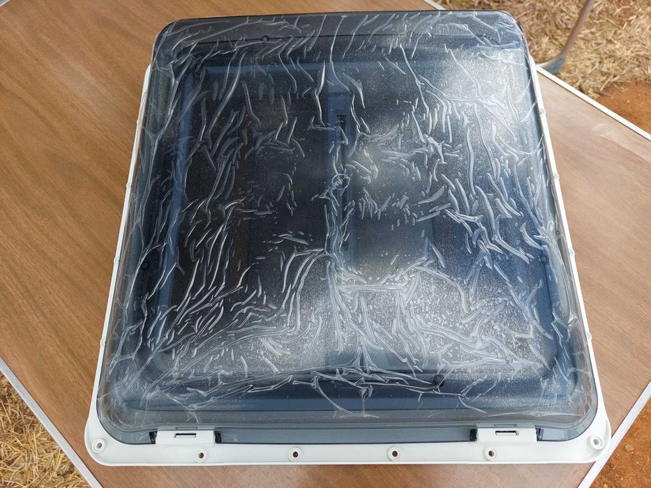 Fiamma Turbo Vent - Claraboia / crystal lid