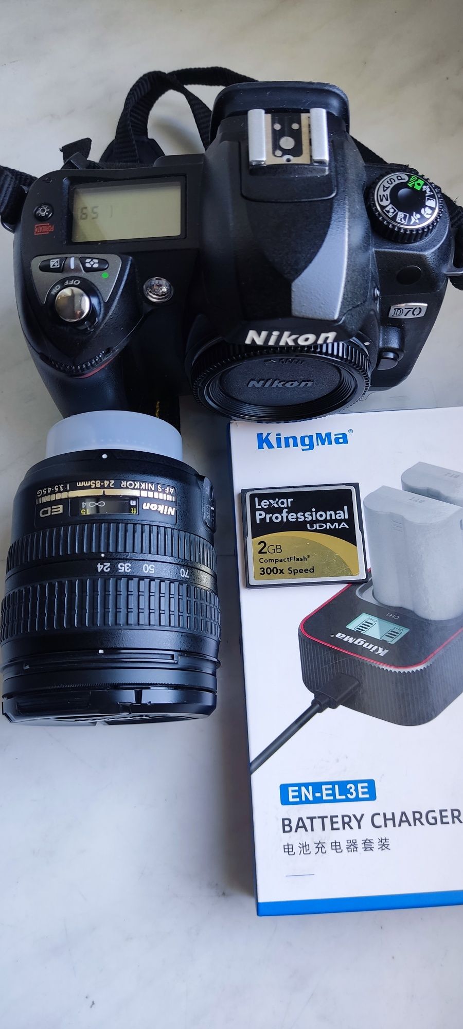 Nikon D70 фотоапарат