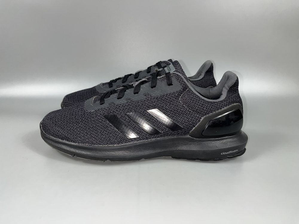 Кроссовки Adidas Cloudfoam 40 размер (по стельке 25.5 см)