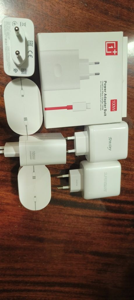 Продам зарядные устройства к телефонам Oneplus,Realme,Oppo