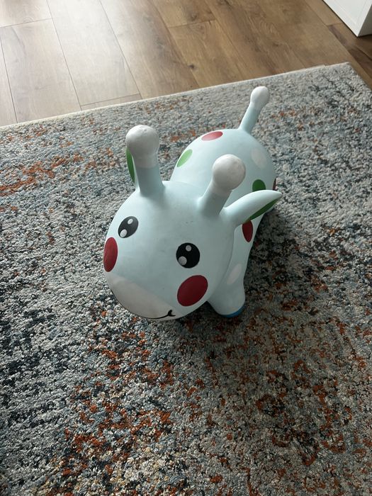 Skoczek gumowy do skakania