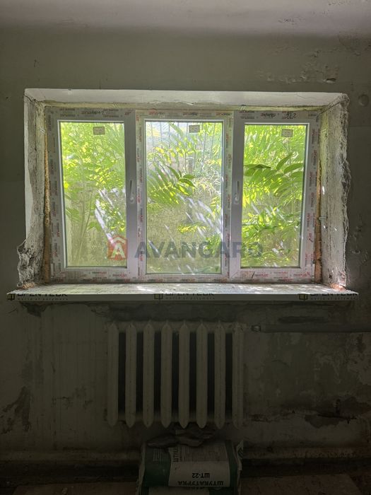 Продам офісне приміщення на Плеханова