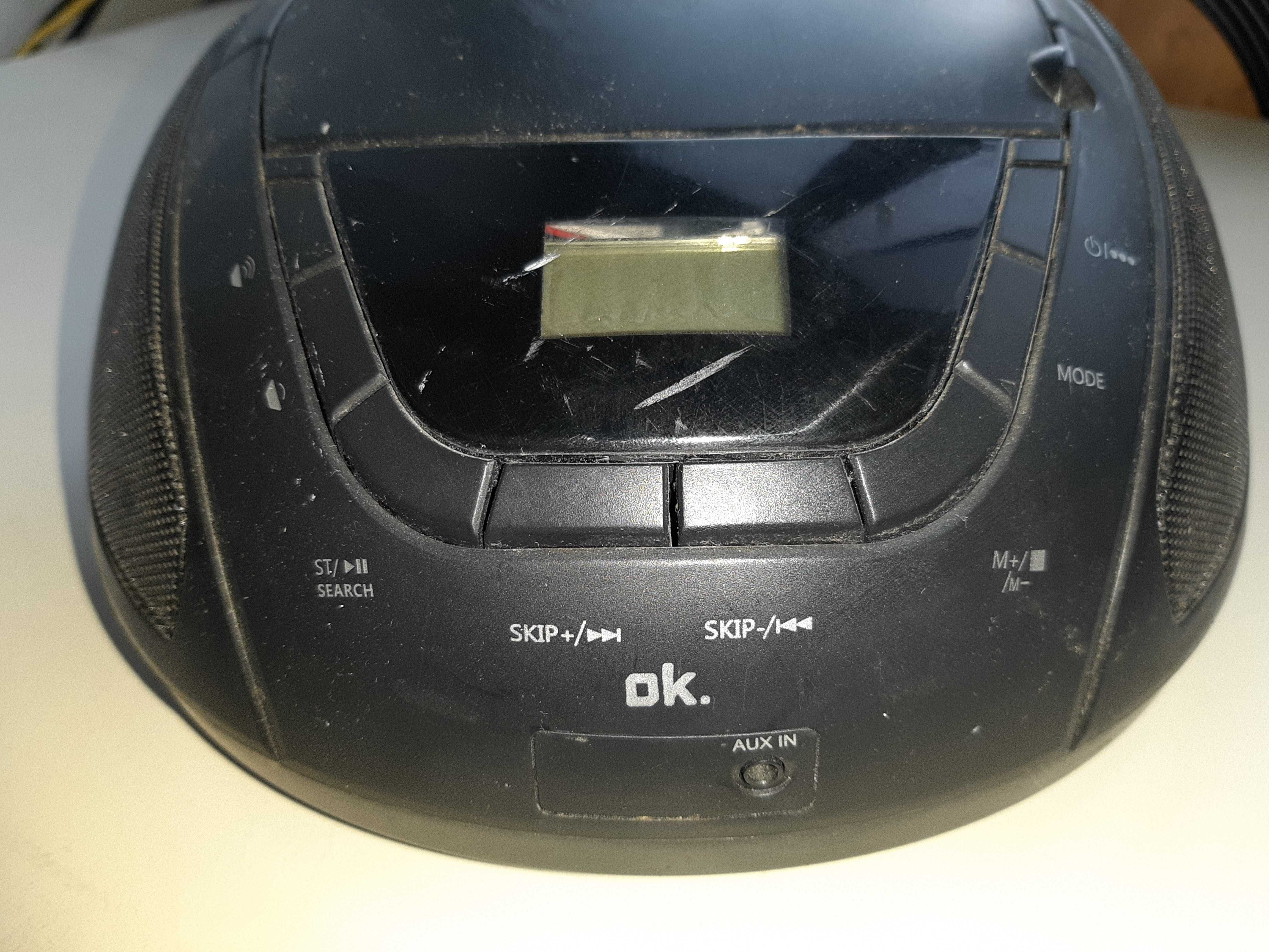 ok. ORC 130 Radiorecorder CD Player ФМ радіоприймач на батарейках