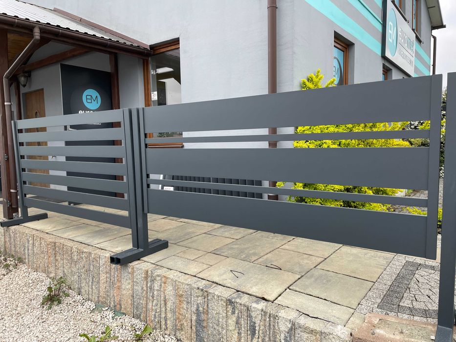 Ogrodzenie panelowe 4mm 143cm z podmurówką