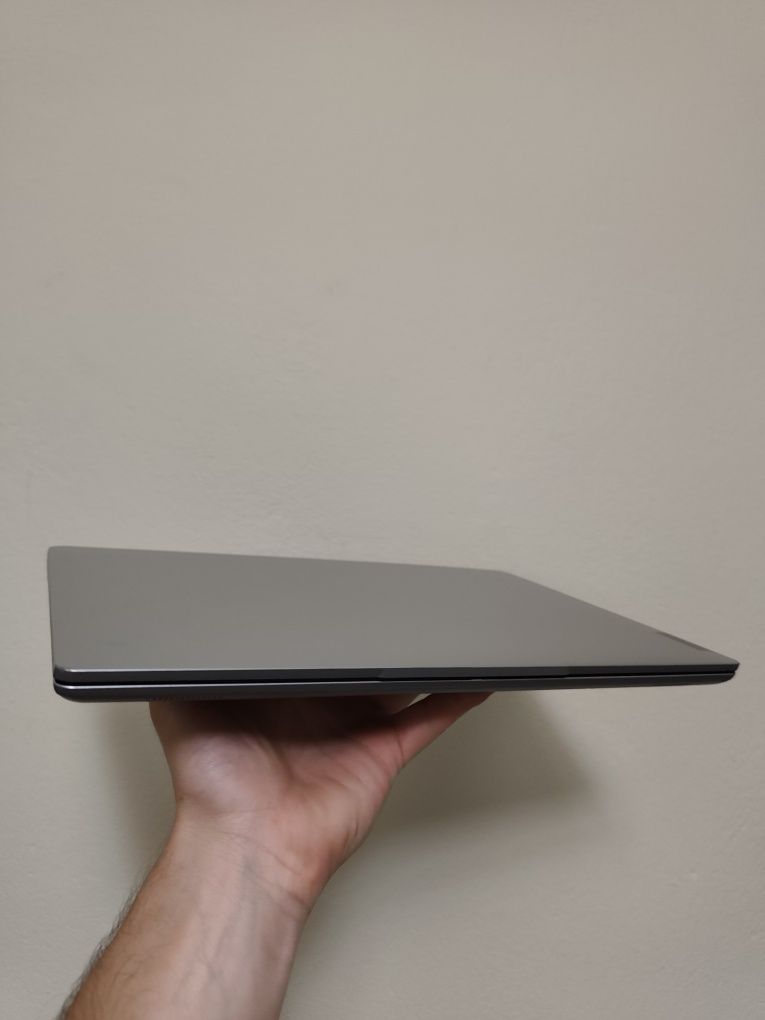 Lenovo Ideapad 1