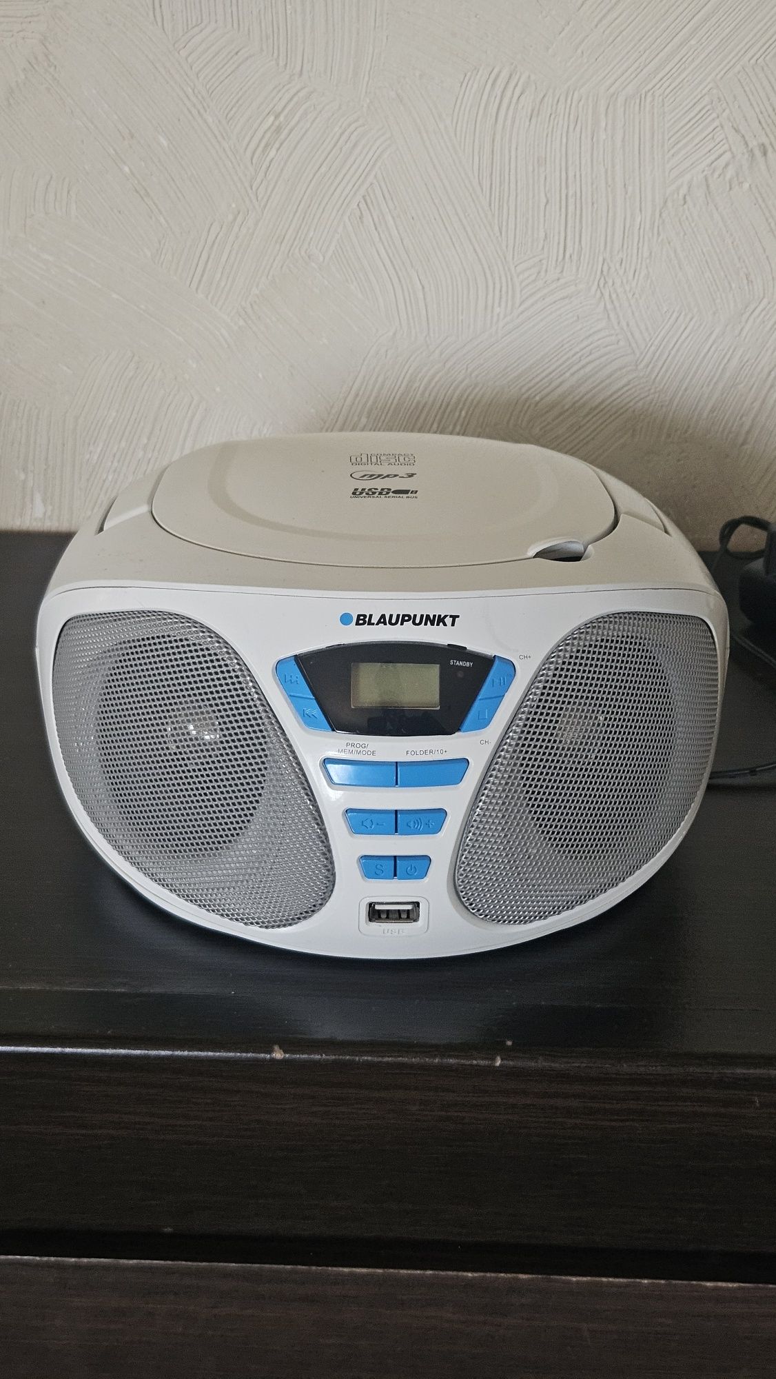 Radio / radioodtwarzacz BLAUPUNKT BB5WH