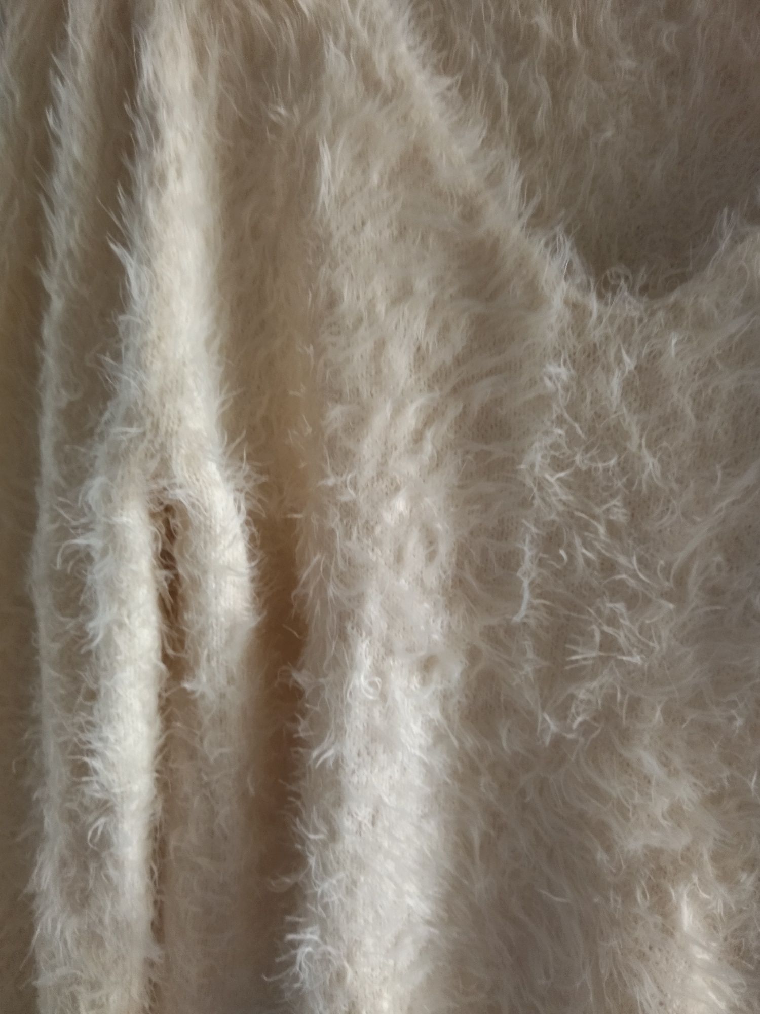 Sweter włochaty f&f milutki nowy