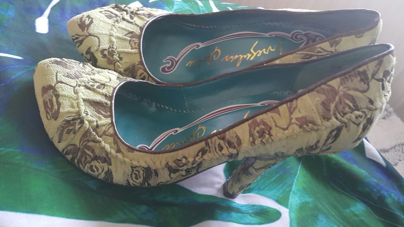 Irregular Choice 39 czółenka szpilki oryginalne Hit jak z bajki