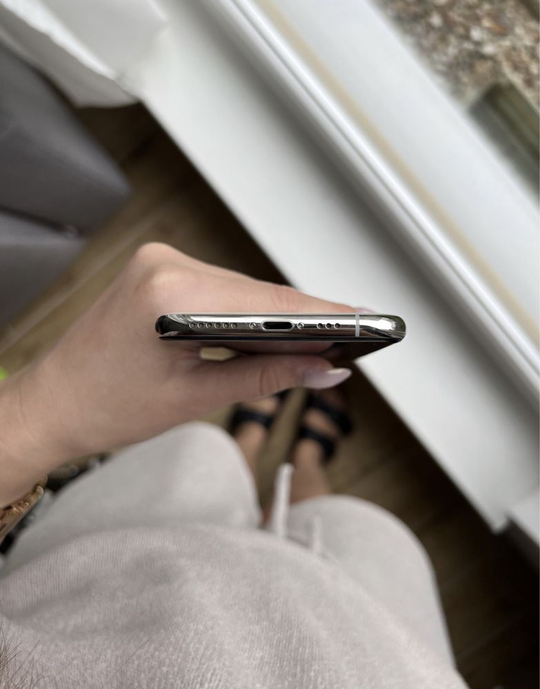 Iphone XS silver stan bdb