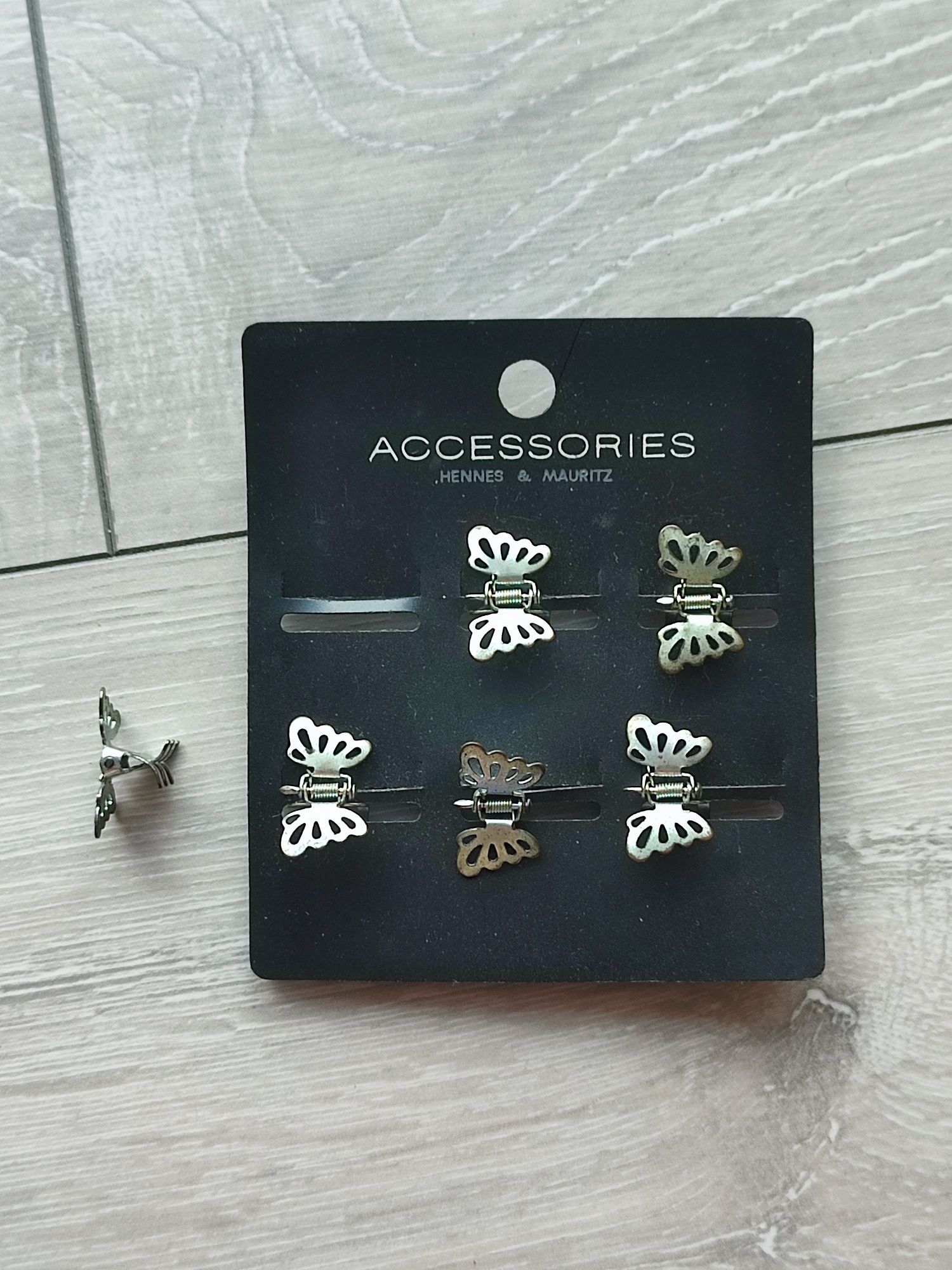 Nowe spinki do włosów motylki accessories H&M goblincore