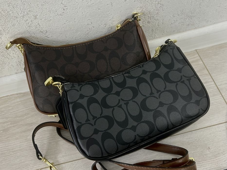 Жіноча трендова сумка багет коач Coach Teri