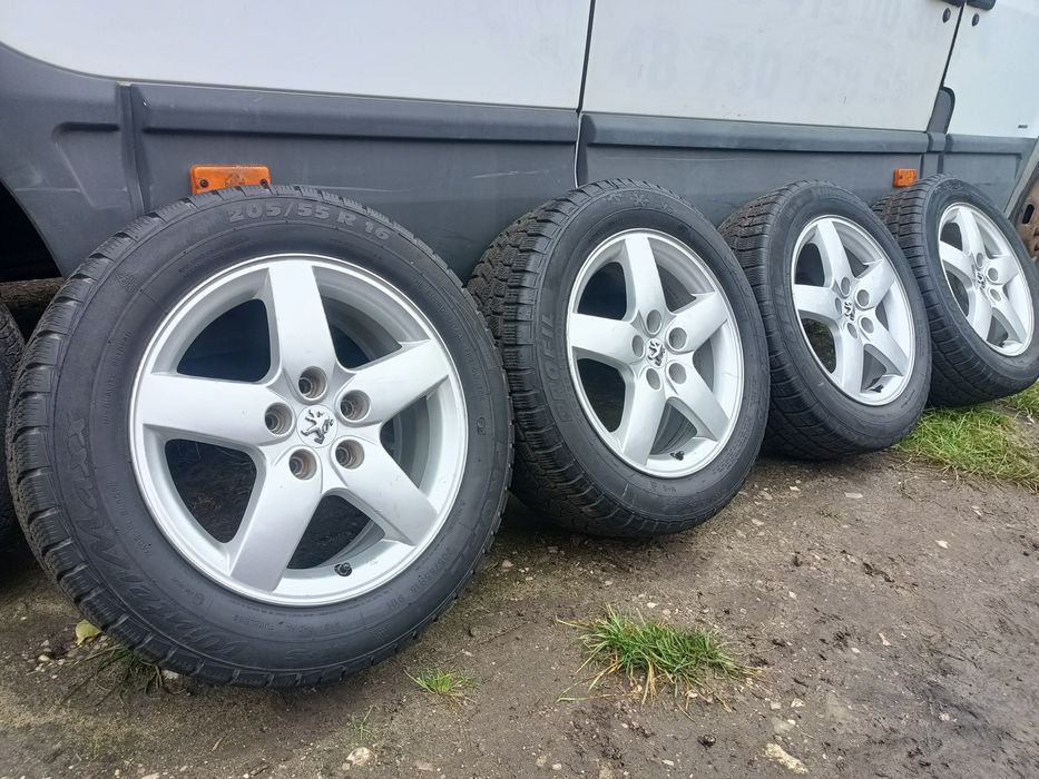 Felgi z oponami  205/55R16 Peugeot 407 Partner Citroen Berlingo C4