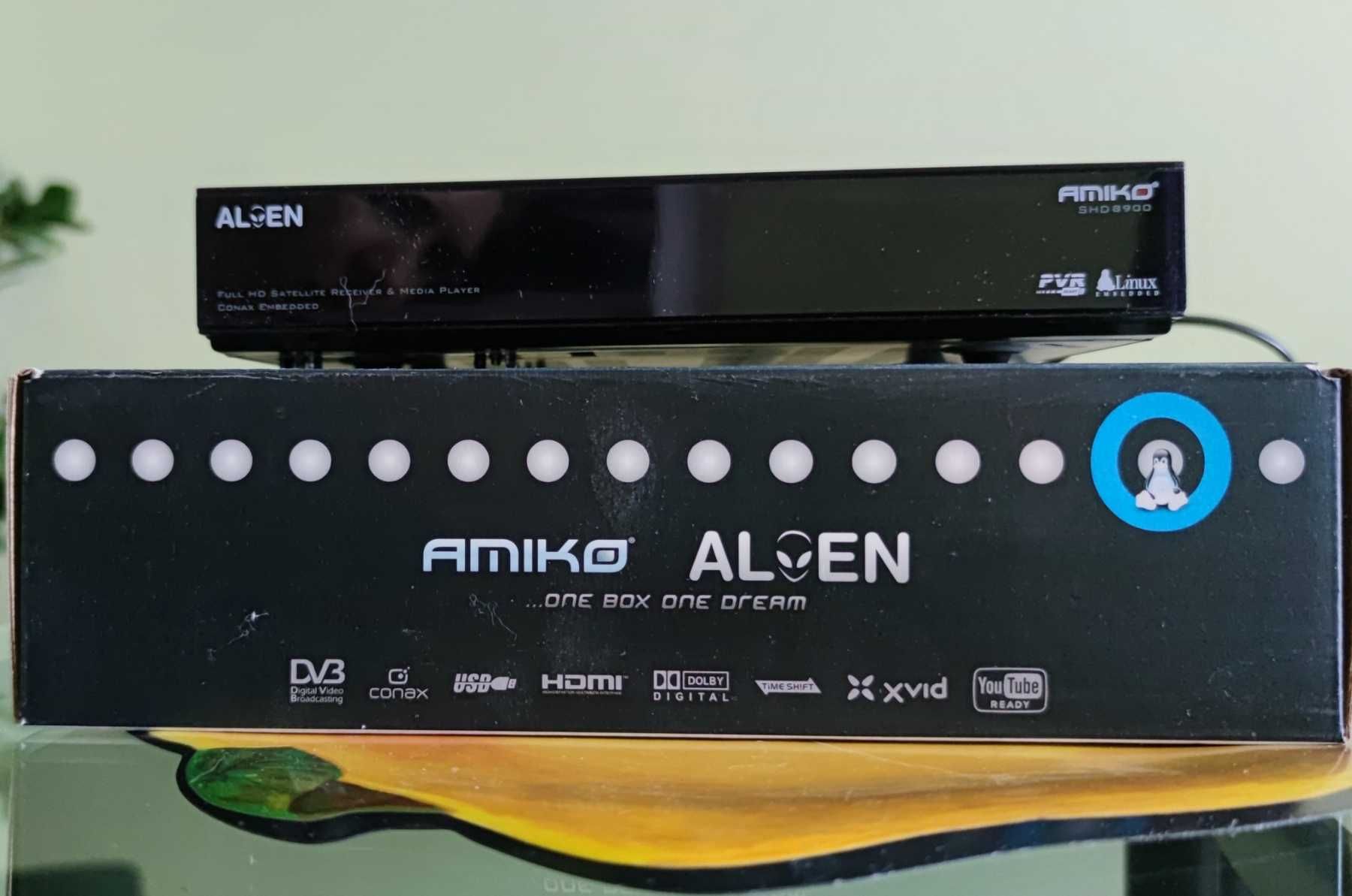 Спутниковый HD ресивер Amiko SHD-8900 Alien