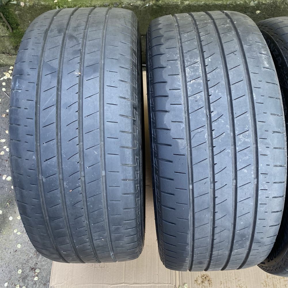 Комплект летней резины шины Bridgestone Turanza 235/45R18 2020 год.