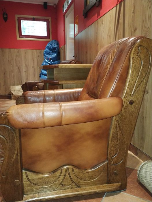 Fotele skórzane używane