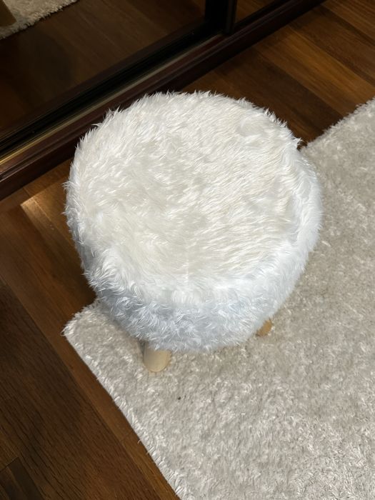 Banco Pequeno marca JYSK