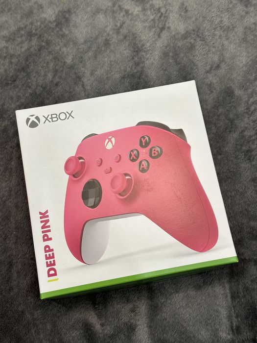 Xbox Series S 2 геймпади 512Гб