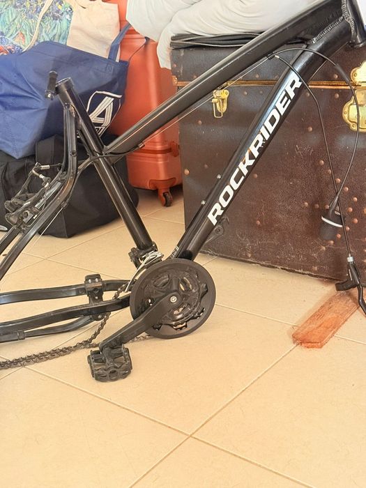 Quadro de bicicleta, suspensão aro 26, travão