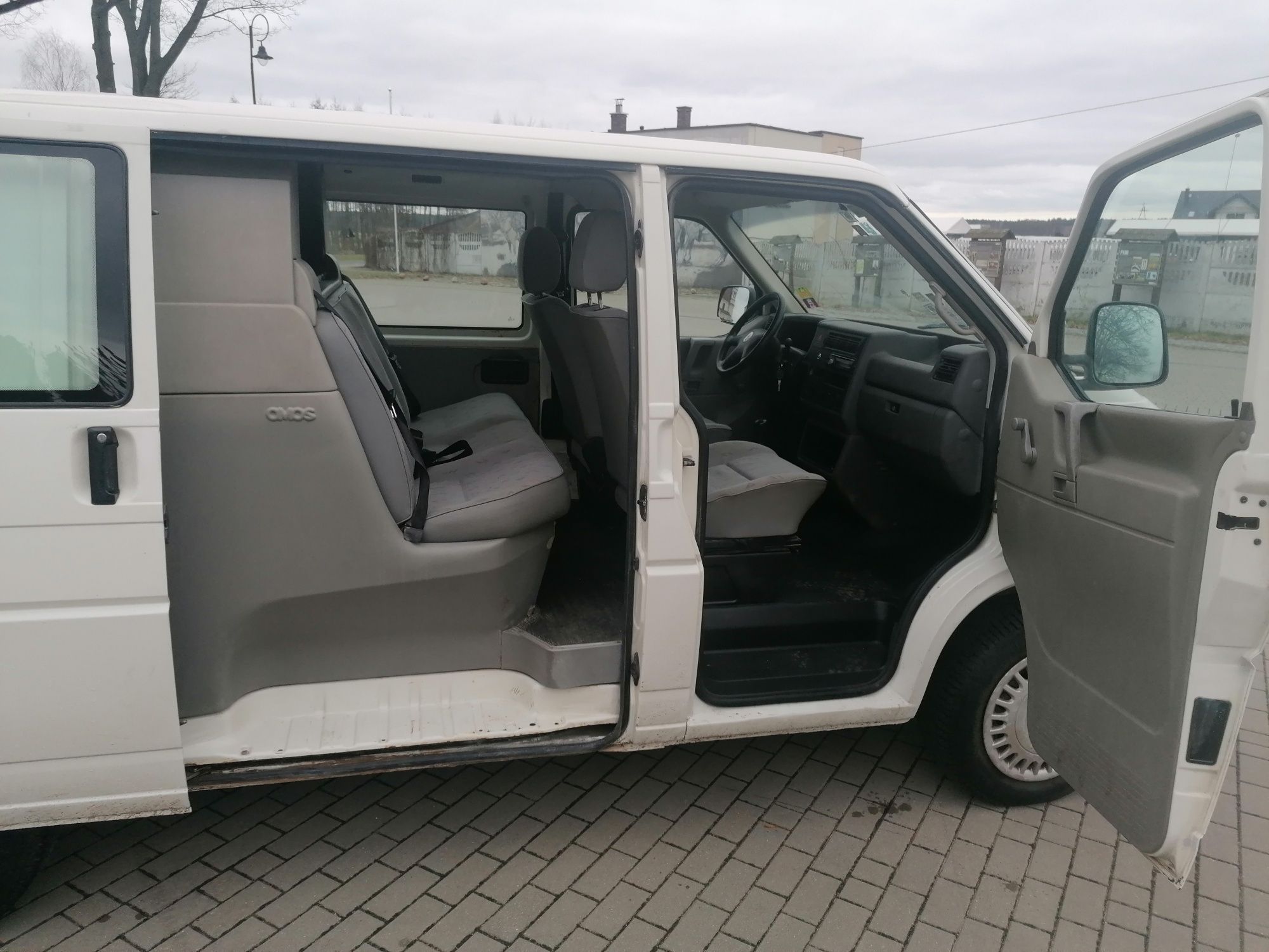 Volkswagen Transporter T4 1.9TD 2002r  Brygadówka 5 Osobowy!!!