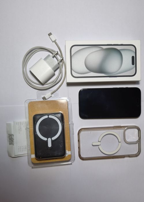 iPhone 15 128GB com todos os acessórios
