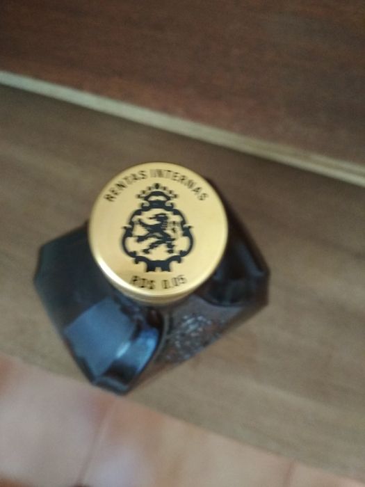 Бутылка стеклянная для алкогольных напитков разливного алкоголя 1 л