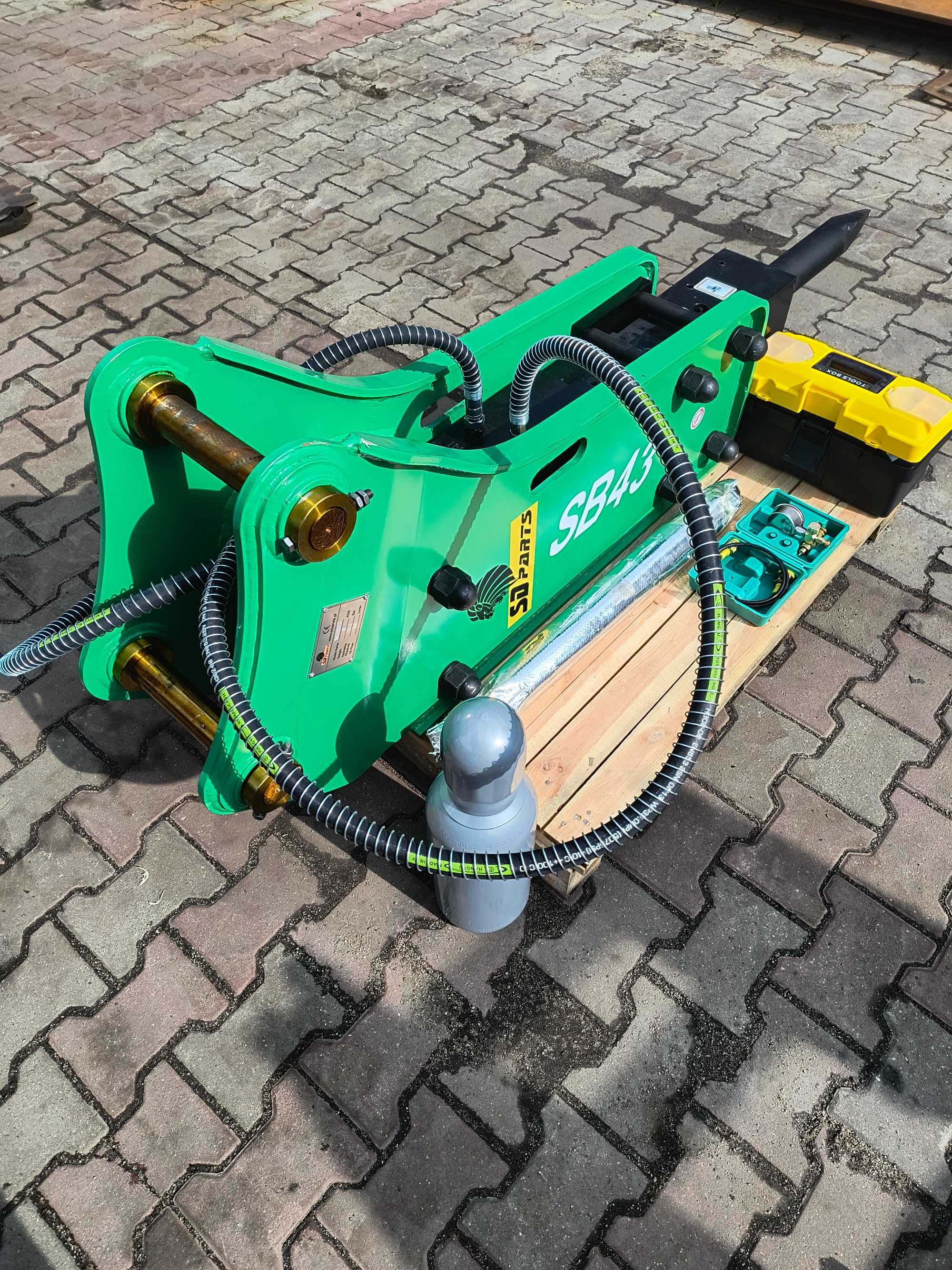 Młot hydrauliczny do JCB 3CX 4CX koparko ładowarki nowy