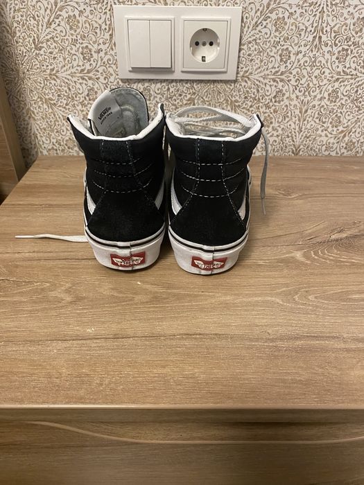 Високі кеди Vans