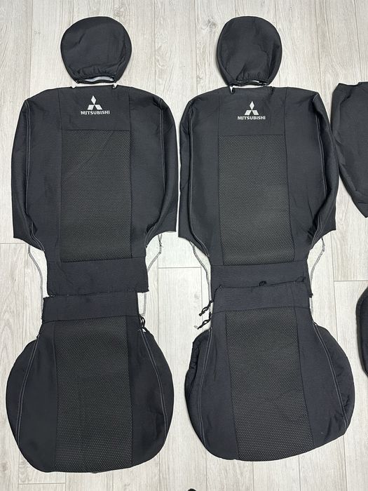 Продам Ідеальні Оригінальні Чохли на Mitsubishi Outlander3 (2012-2020)