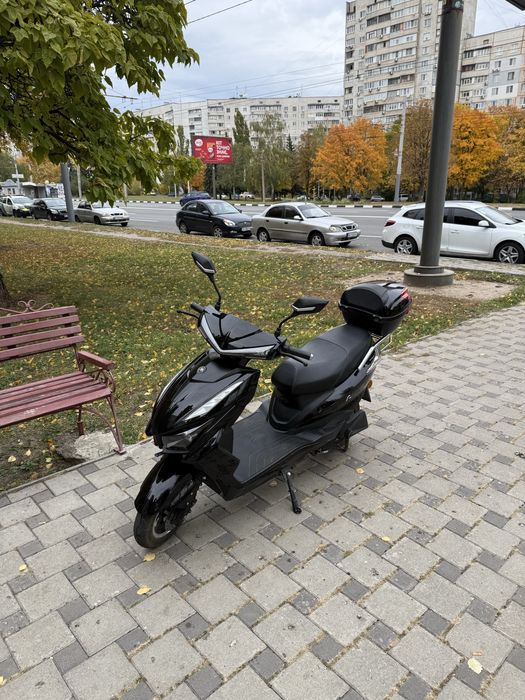 Электроскутер AIMA Journey Black