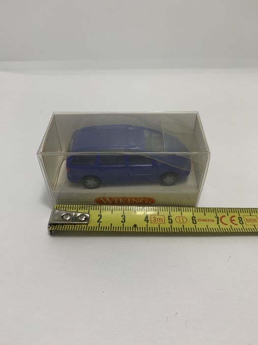 Volkswagen Sharan da Wiking escala H0 1/87