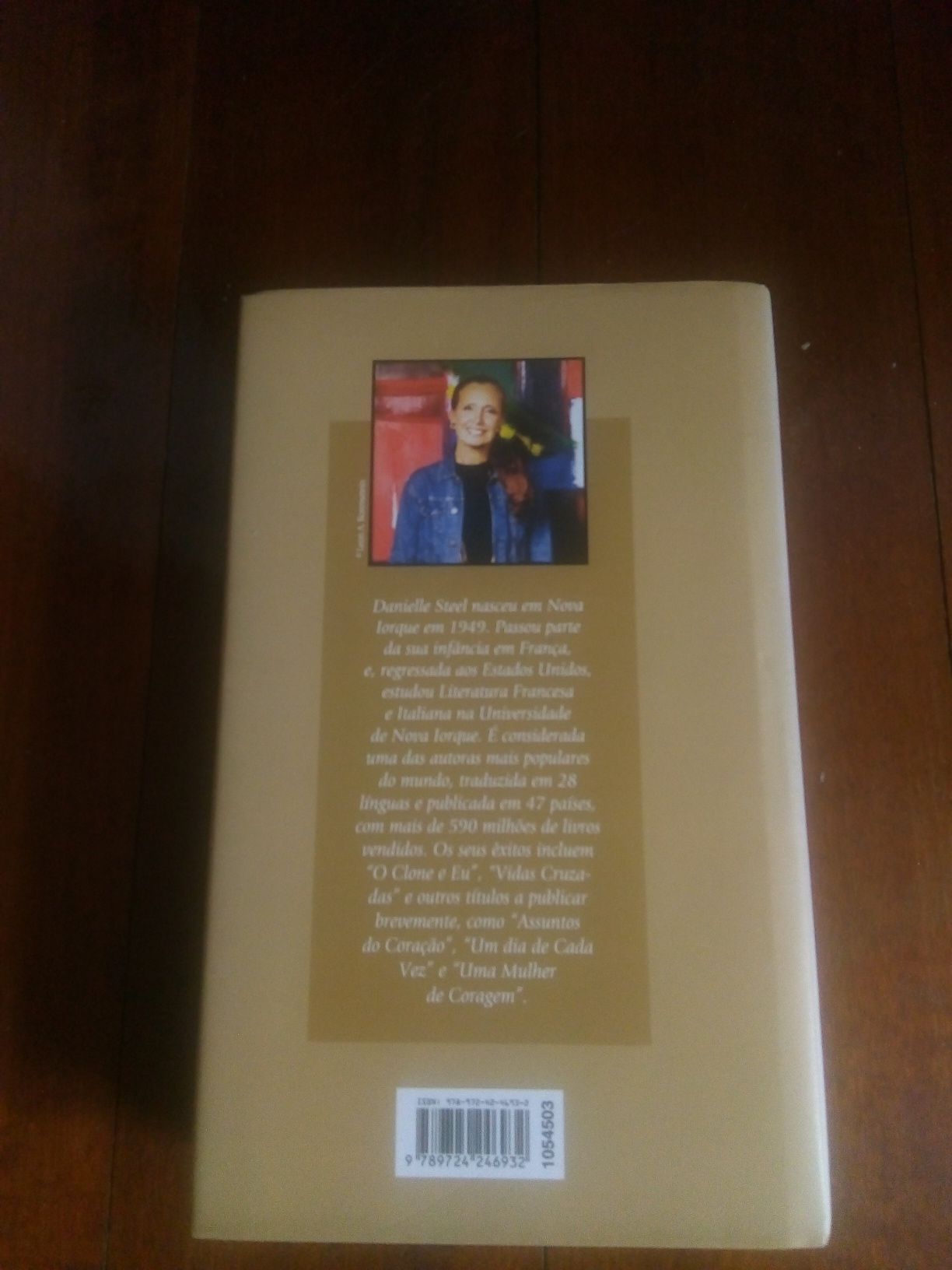 Danielle Steel - Mistérios do Sul e Laços Familiares