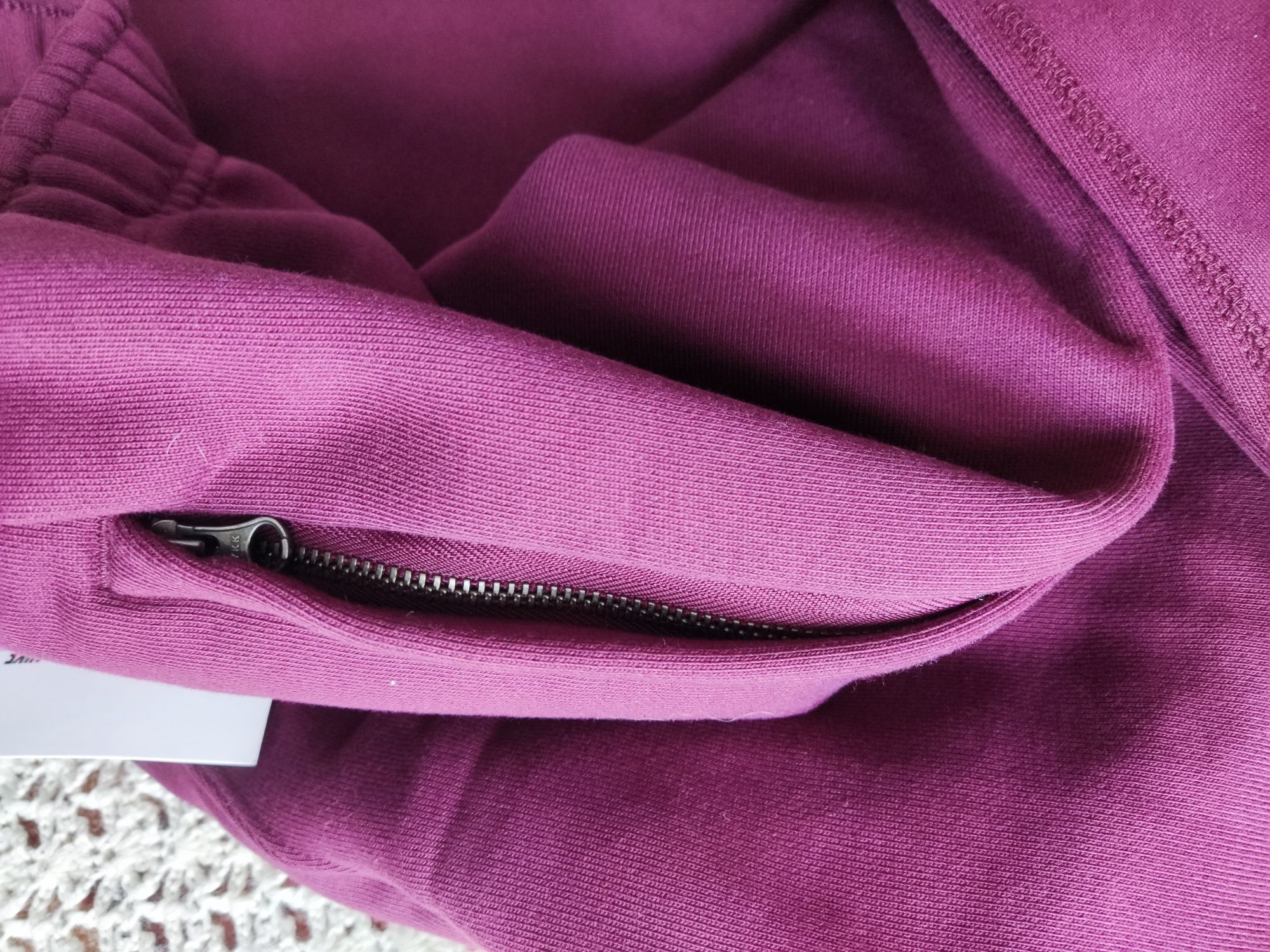 Spodnie dresowe dresy damskie Nike solo swoosh rozmiar L 40/42